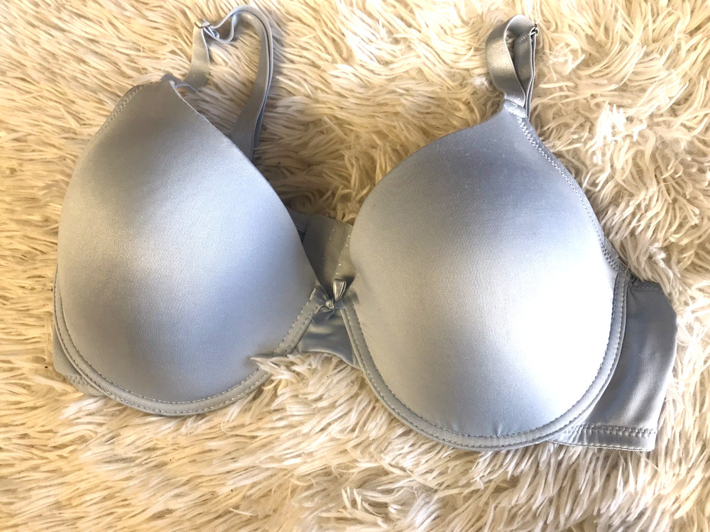 Women T-Shirt Smooth Bra Size 38D Baby Blue Lightly Lined/Padded Underwire Strap